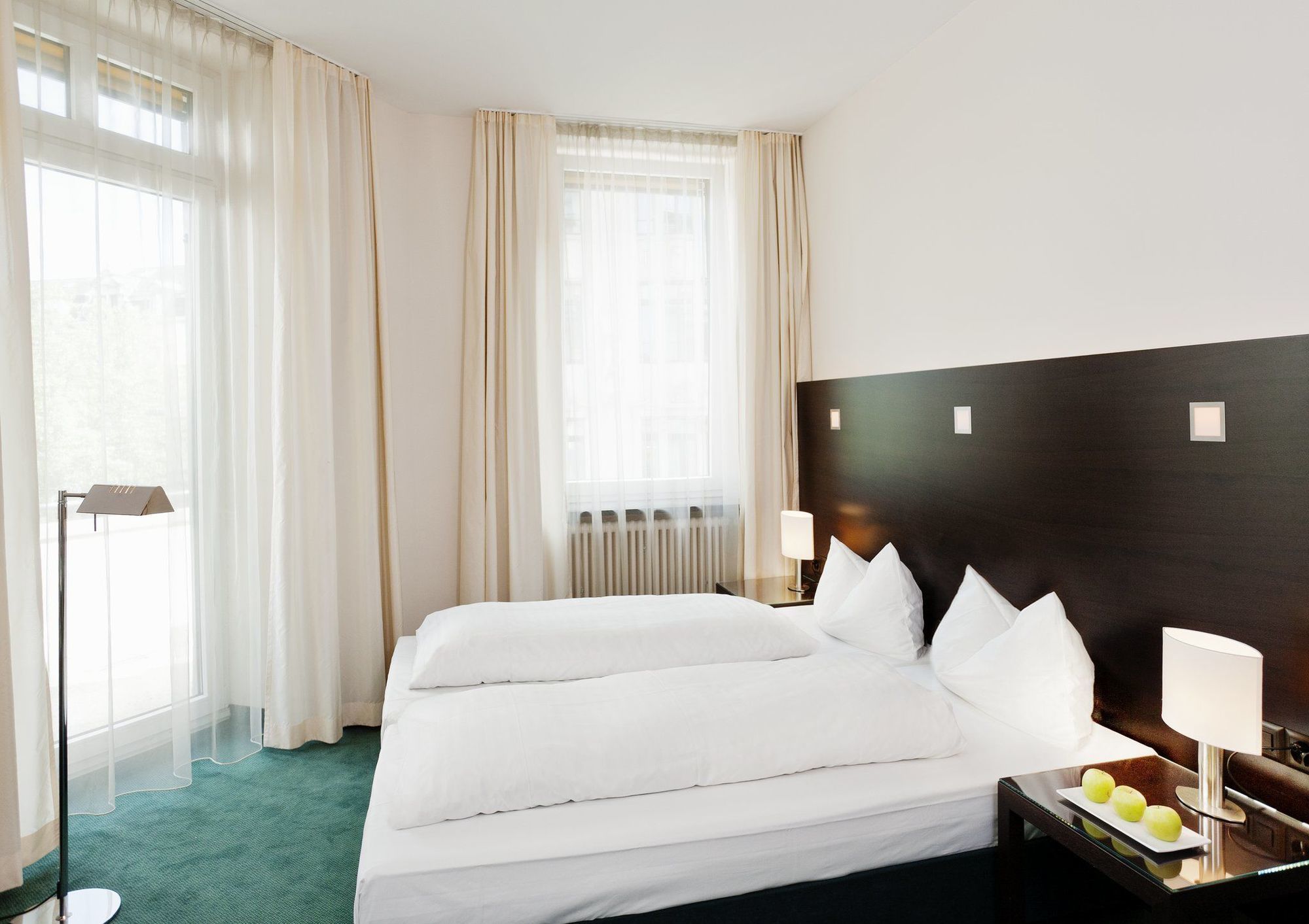 Stay2Night Bs Zürich Eksteriør bilde